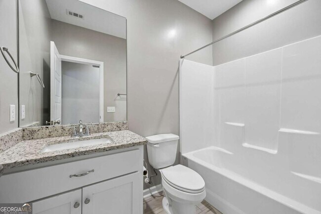 Building Photo - 326 Gary Cir