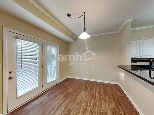 Building Photo - 15674 Birkdale Commons Pky