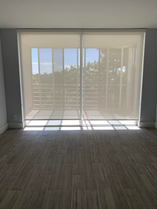 Building Photo - 3980 Oaks Clubhouse Dr