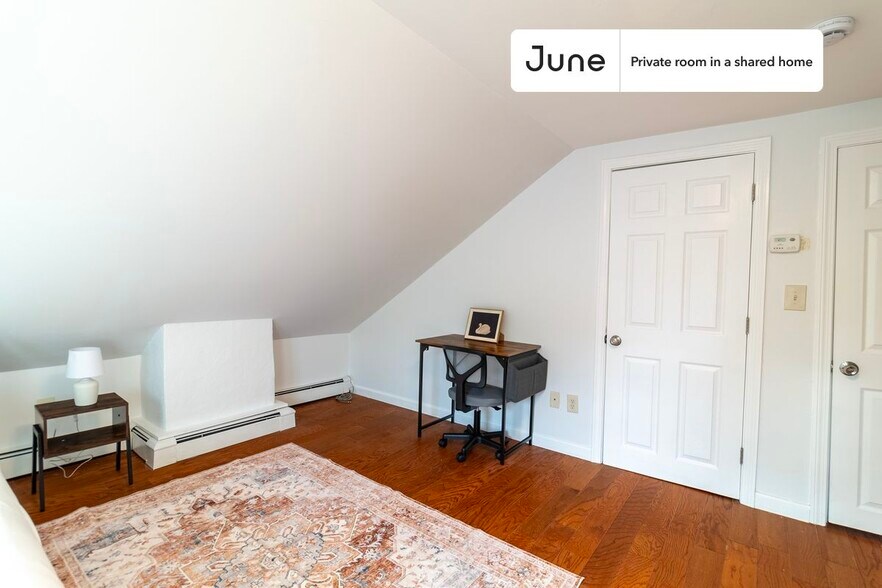 Building Photo - Room in Shared 4 bed/4 bath home in East Cambridge