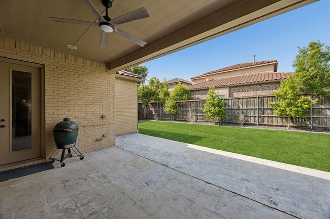 Building Photo - 1737 Adalina Dr