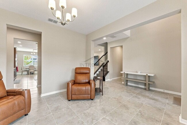 Building Photo - 9464 Crescent Ray Dr