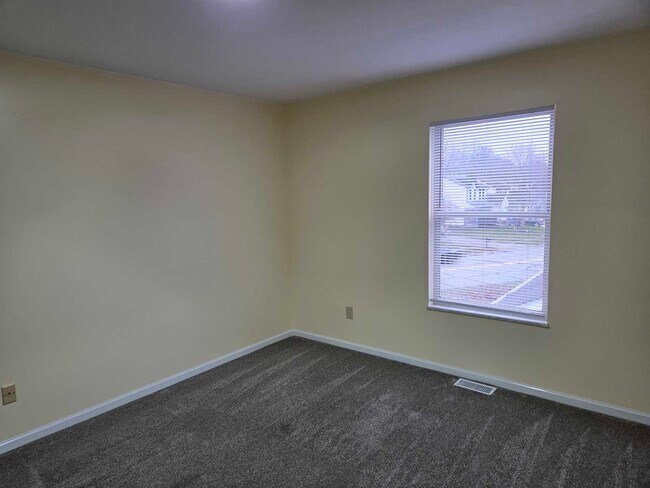 Building Photo - 6067 Abbey Church Rd