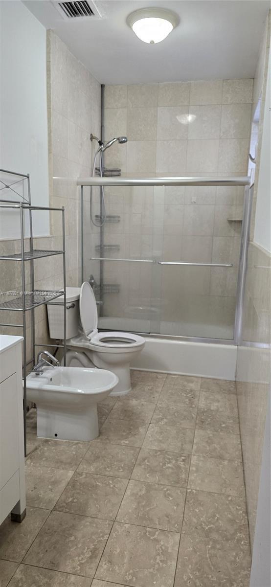 Building Photo - 3915 Ponce De Leon Blvd