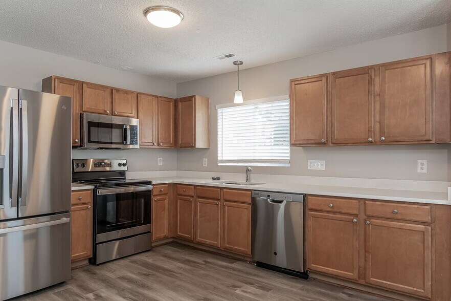 Building Photo - 8143 Cohosh Ct