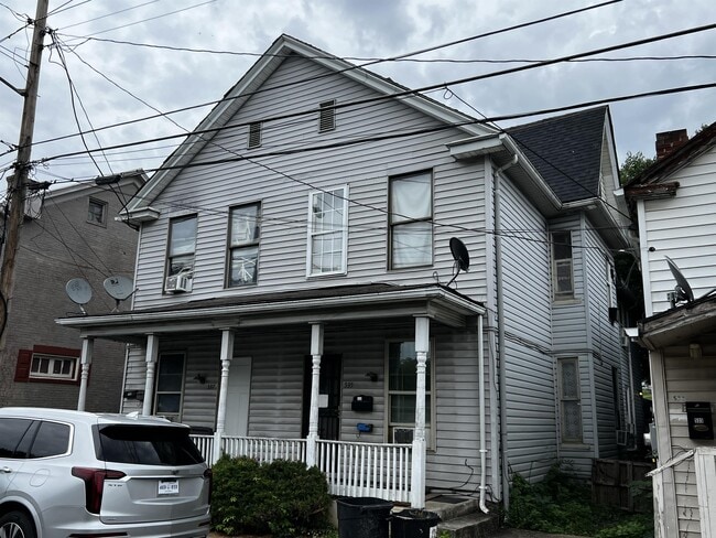 Primary Photo - 535 N Queen St