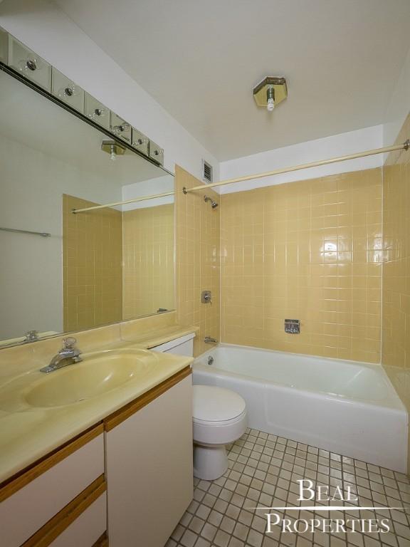 Building Photo - 2 bedroom in CHICAGO IL 60610