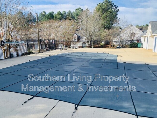 Building Photo - 9436 Elizabeth Townes Ln