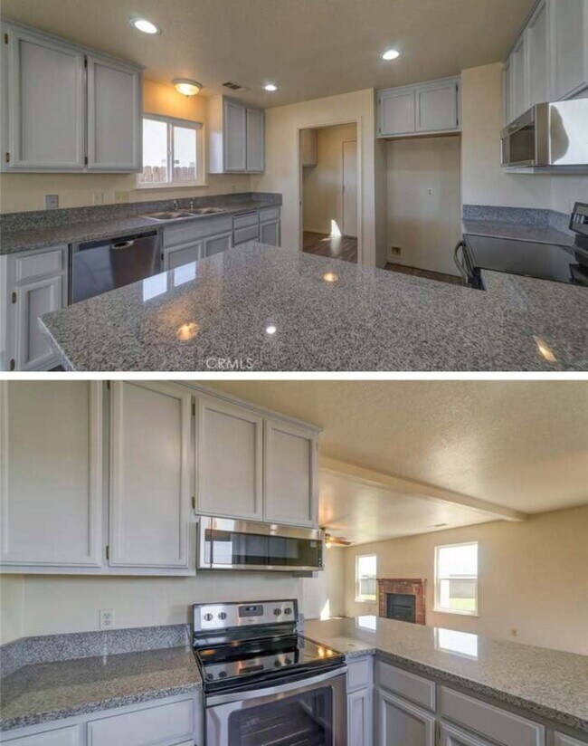 Building Photo - Beautiful 2 story home located at the end of a cul-de-sac with possible RV or boat parking.  Rent...