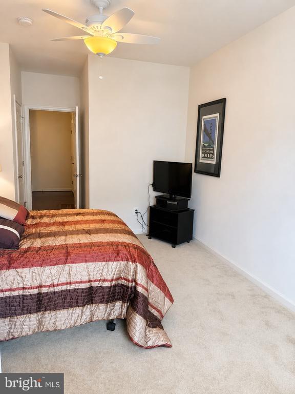 Building Photo - 7401 Travertine Dr