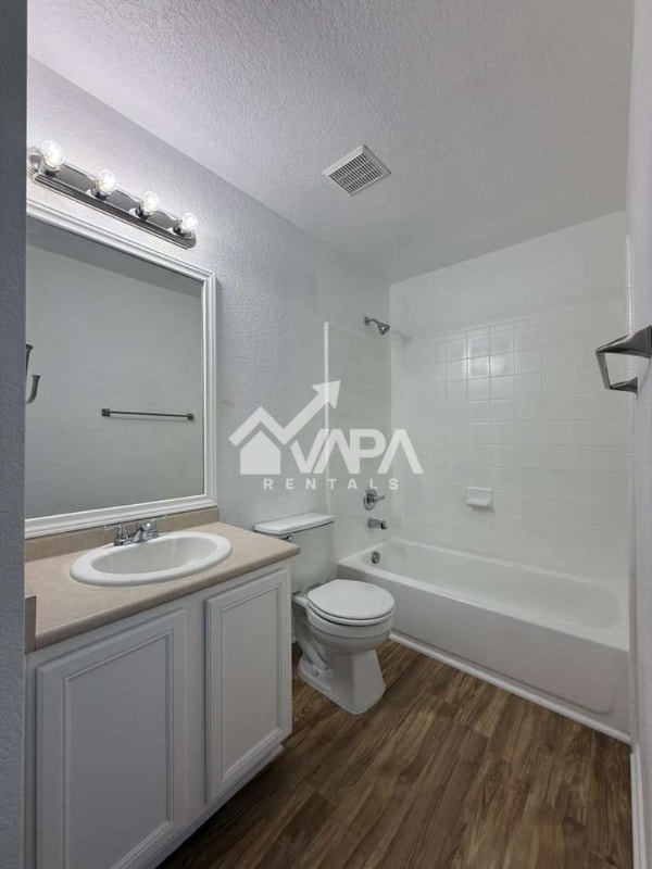 Building Photo - 9902 Hawksbill Peak