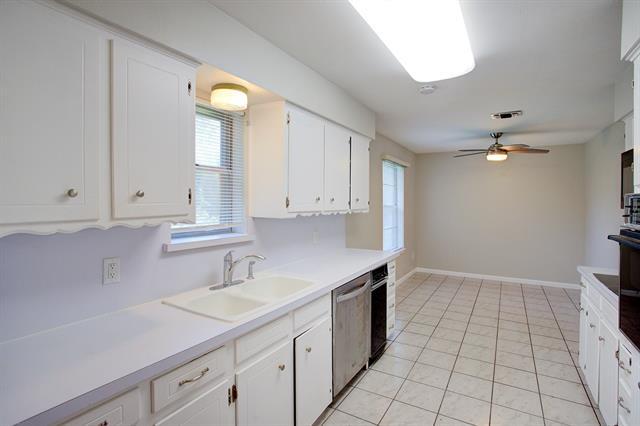 Building Photo - 6470 Westrock Dr