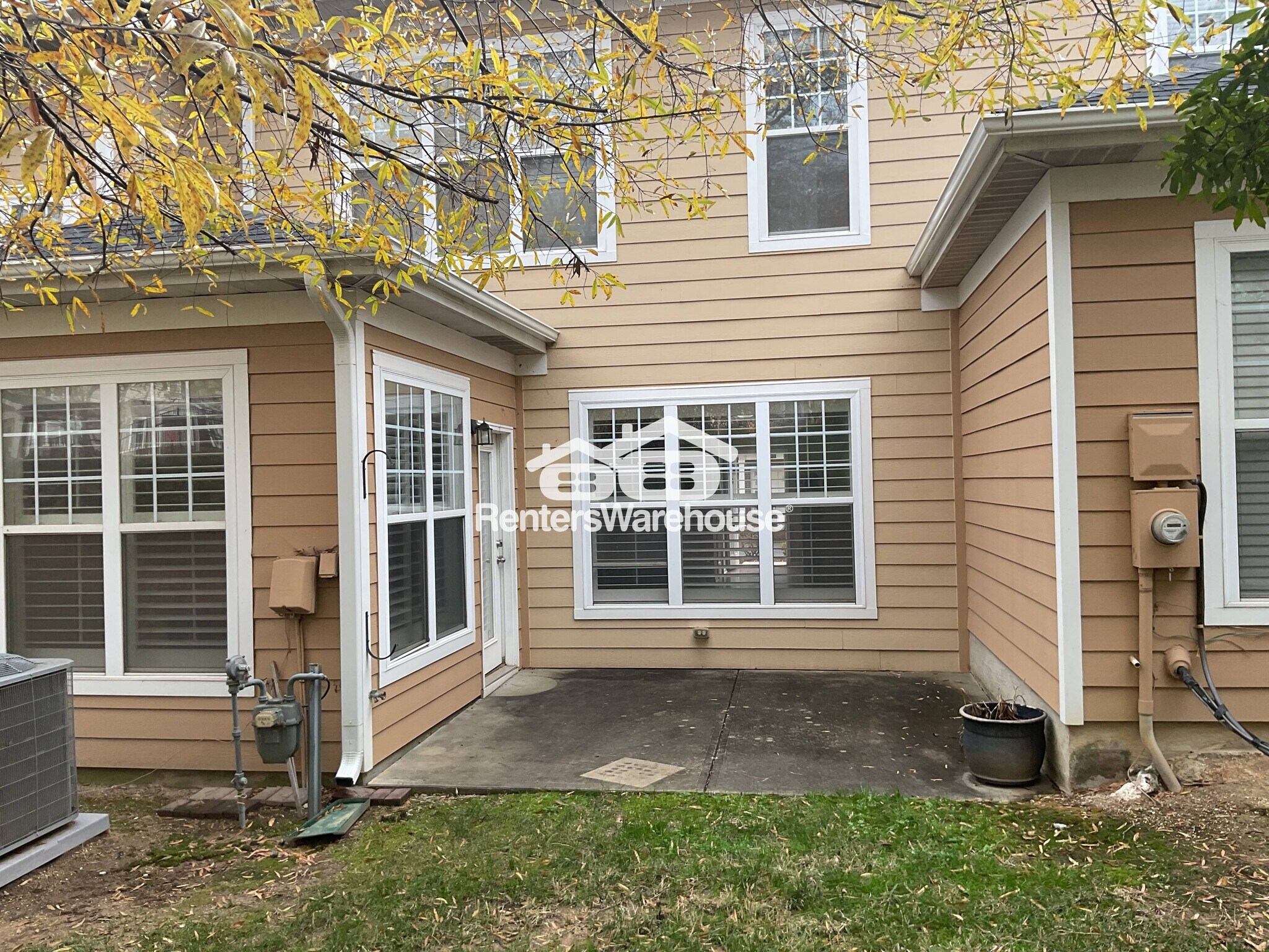 Building Photo - 15406 St Christopher Ct