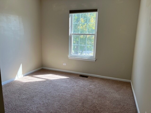 Building Photo - 1229 Pennsbury Ln
