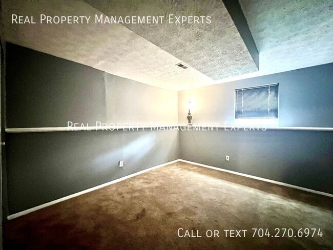 Building Photo - 5120 Speyside Ct
