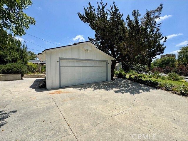 Building Photo - 3030 San Juan Dr