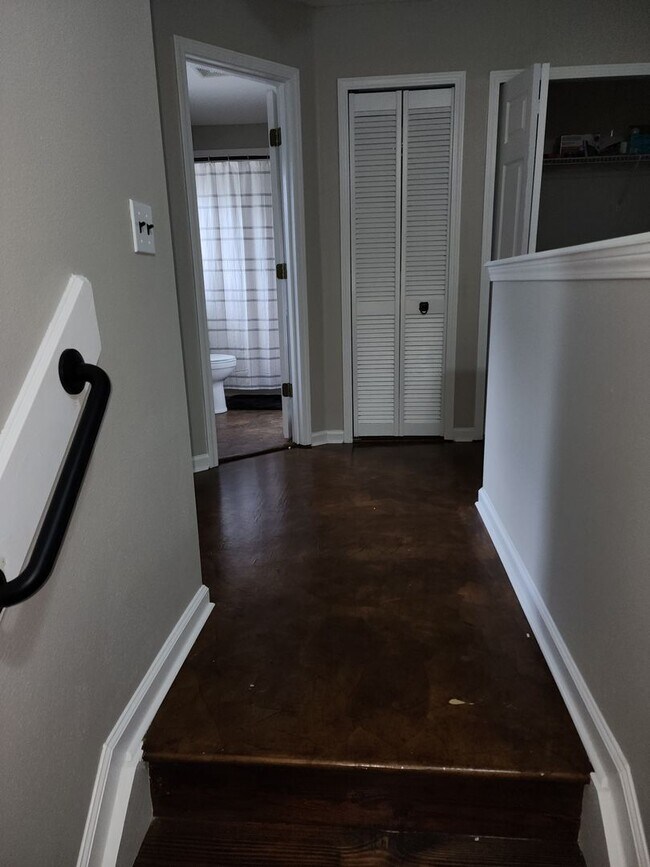 Building Photo - Fleming Island Fully Furnished Home... TWO...