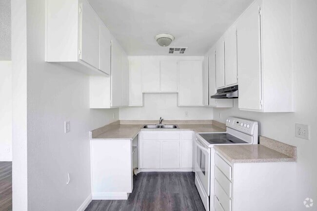 Interior Photo - Casa Del Cielo Apartments