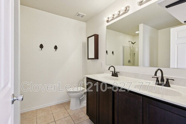 Building Photo - 3628 Lazy Diamond