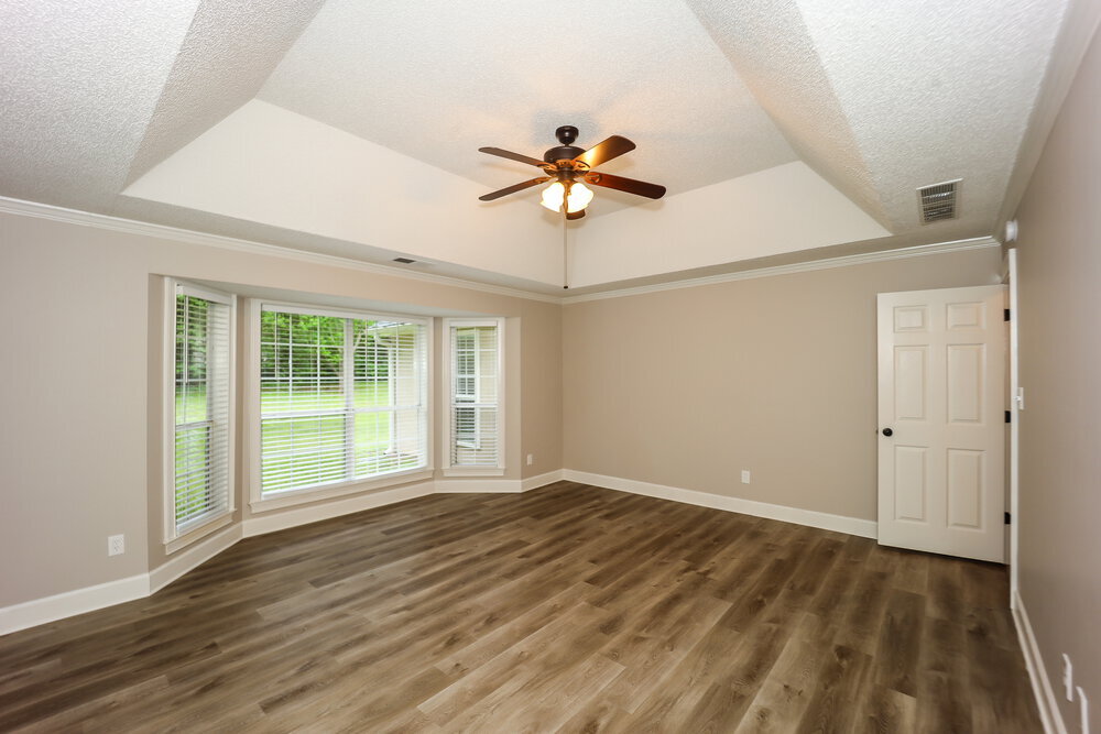 Building Photo - 130 Woodlake Dr