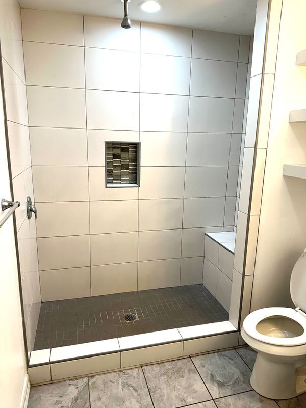 Building Photo - 325 Clemente Ave