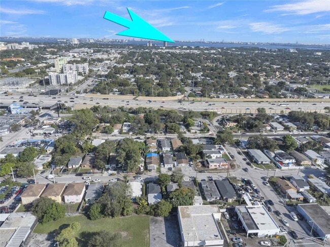 Building Photo - 6940 NW 6th Ct