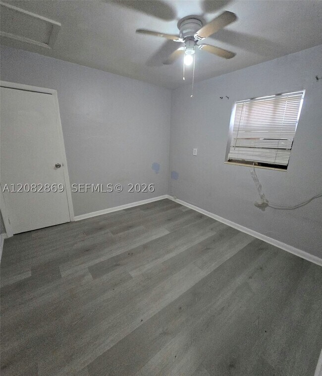 Building Photo - 3981 SW 12th Pl
