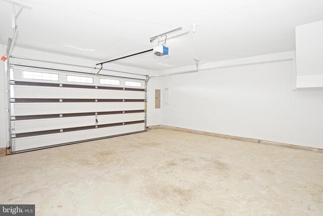 Building Photo - 44734 Roosevelt Sq