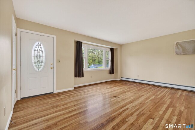 Building Photo - 121 Cherry Hill Rd