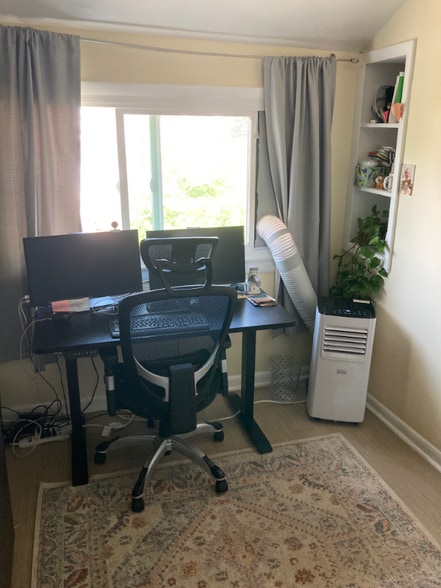 Building Photo - 19 Florence Ave