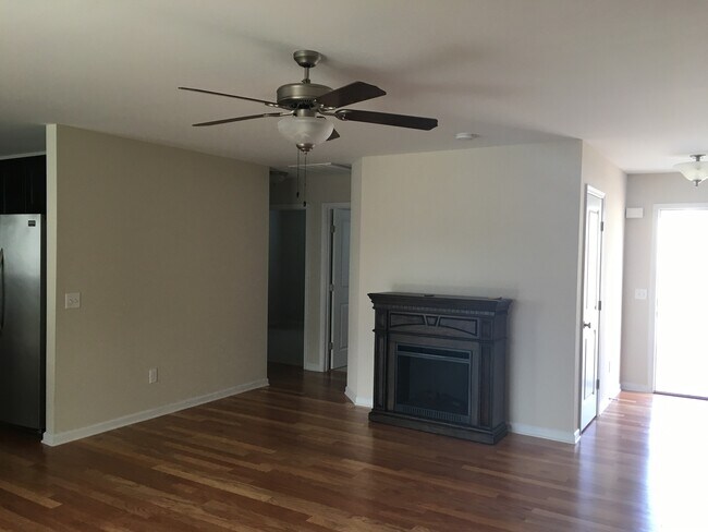 Building Photo - Village at Mariners Pointe