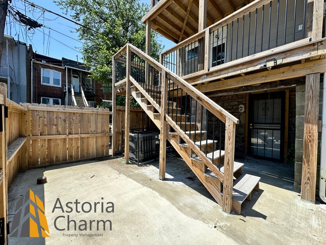 Building Photo - Live in Comfort: Spacious 3 Bedroom 2 Bath...