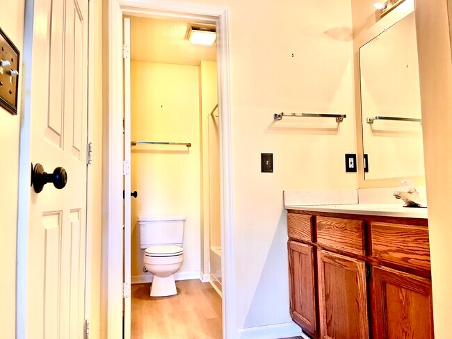 2 closets adjacent to the primary bedroom - 245 Oakwood Ct