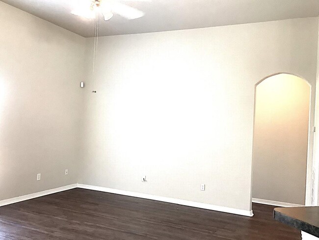Building Photo - 5119 Westwood Pines Dr