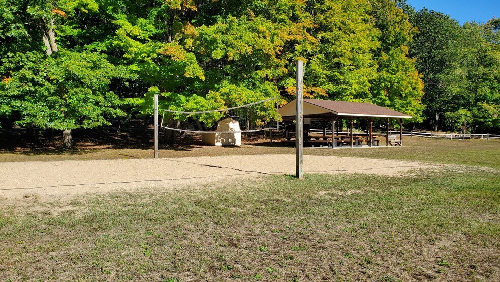 Building Photo - 7967 Sunset Dr