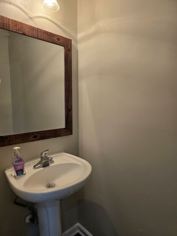 Building Photo - 945 Ujamaa Dr