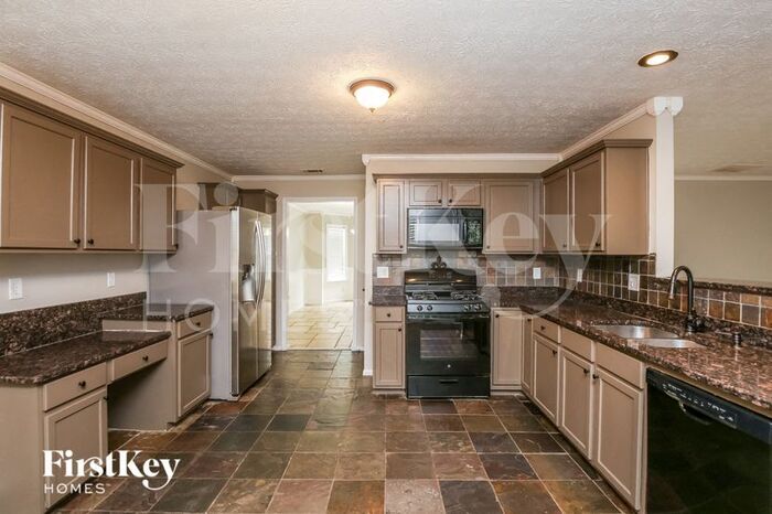 Building Photo - 5651 Skylar Creek Ln NE