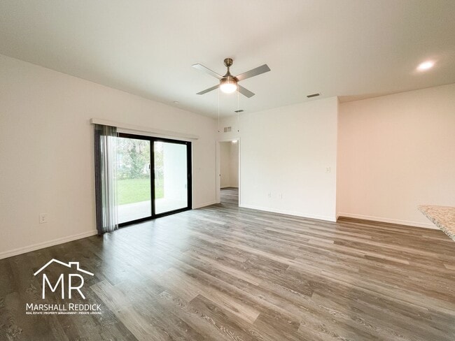 Building Photo - Spacious 3-Bedroom, 2-Bathroom 1 Car Garage