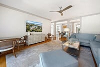 Building Photo - 773 Bonnyneck Dr