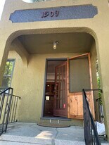 Building Photo - 1509 Estudillo St