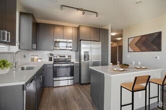 Building Photo - Novus