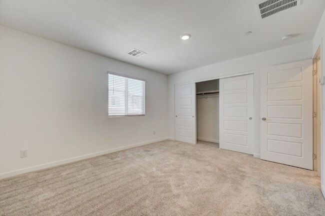 Building Photo - 10772 Paget Ct