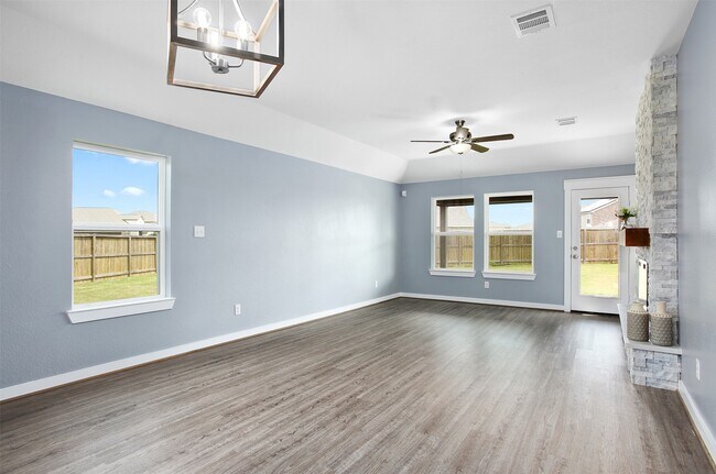 Building Photo - 2716 Bernadino Dr