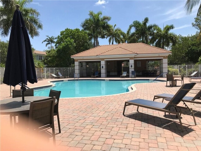 Building Photo - 1506 Fenton Dr