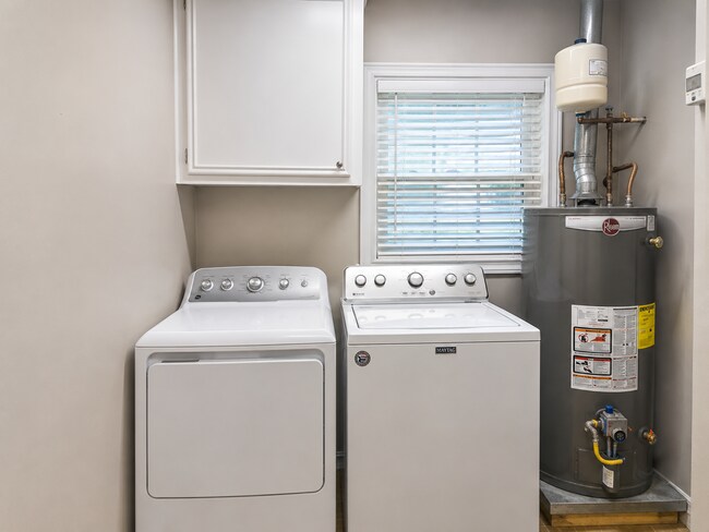 Building Photo - 1407 Skrivanek Ct