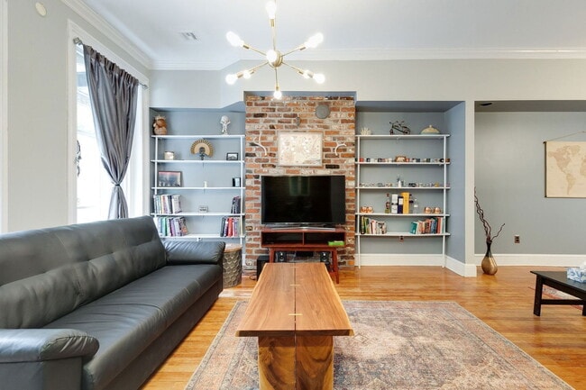 Building Photo - 317 W Marshall St