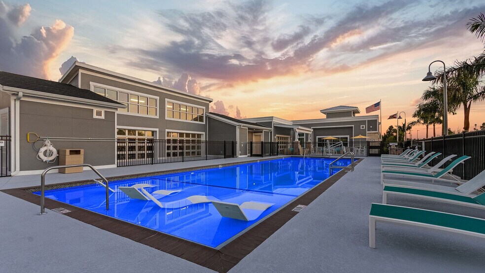 Building Photo - Springs at Coral Shores