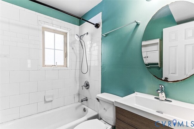 Building Photo - 511 S Harrison St