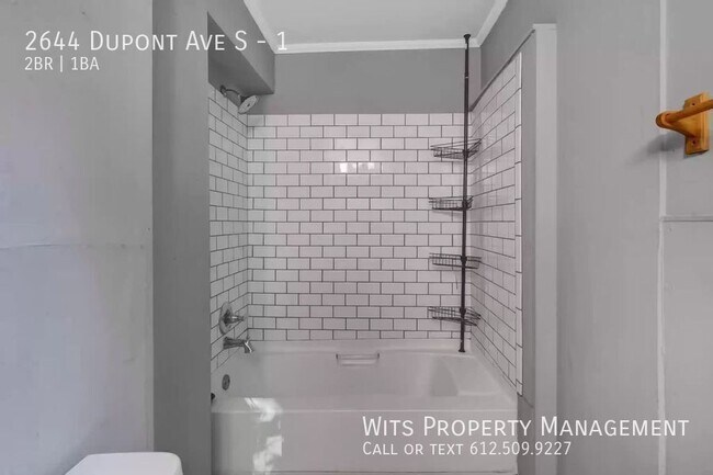 Building Photo - 2644 Dupont Ave S