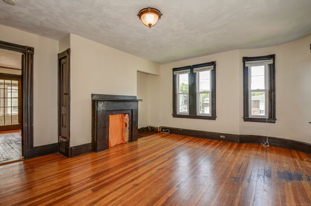 Building Photo - 46-48 South St